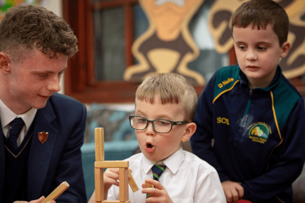 Aquinas Pupil joins forces with the Community Foundation to support Ardoyne Afterschools Club