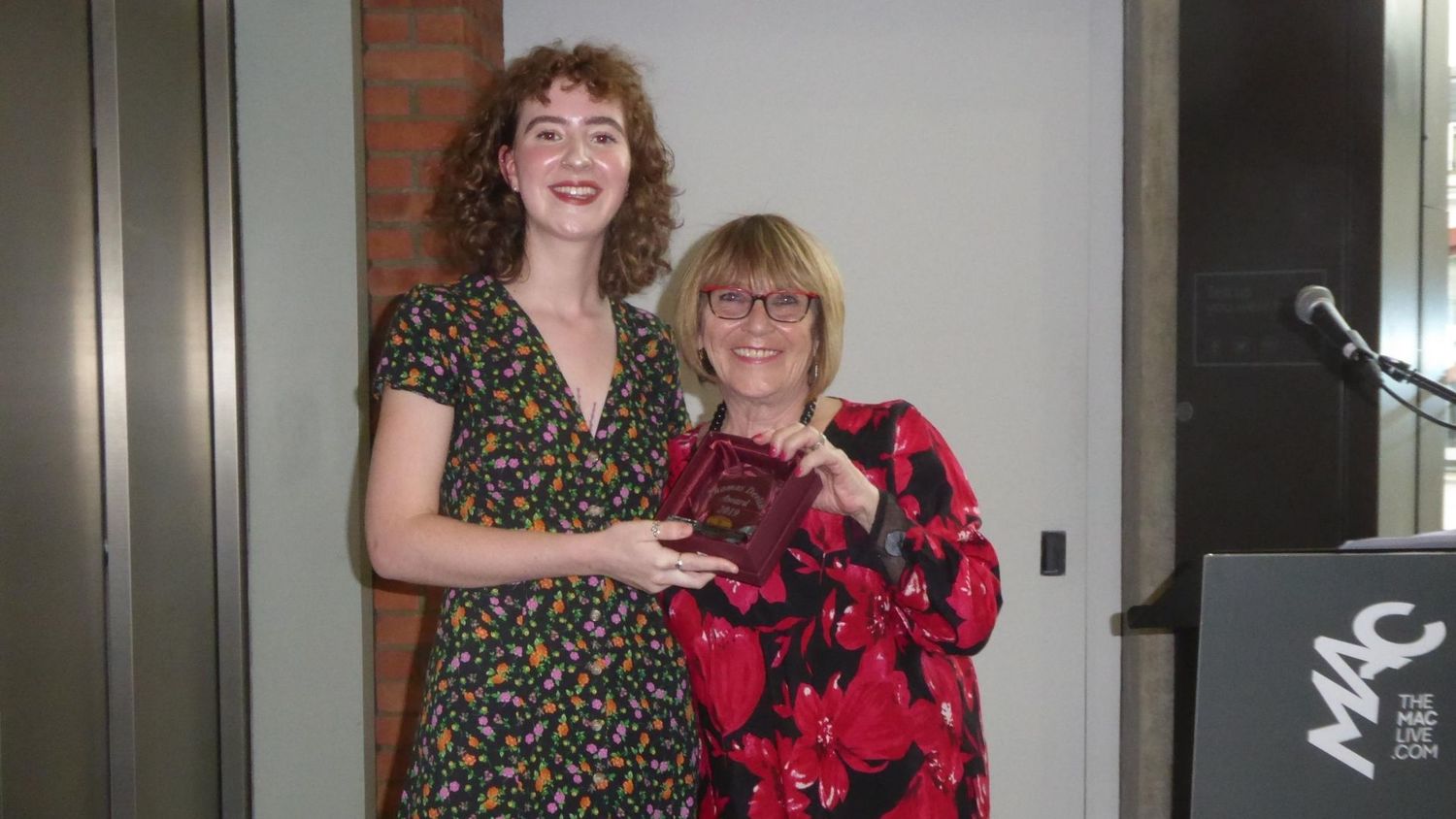 Promoting Wellbeing and Positive Thinking through Art Therapy